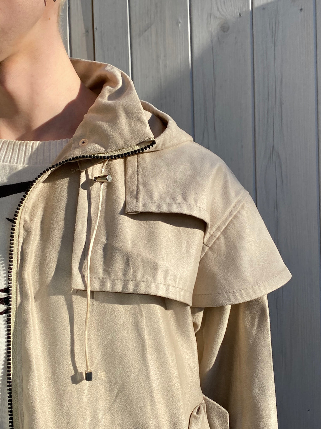 Double Gun Flap Windbreaker